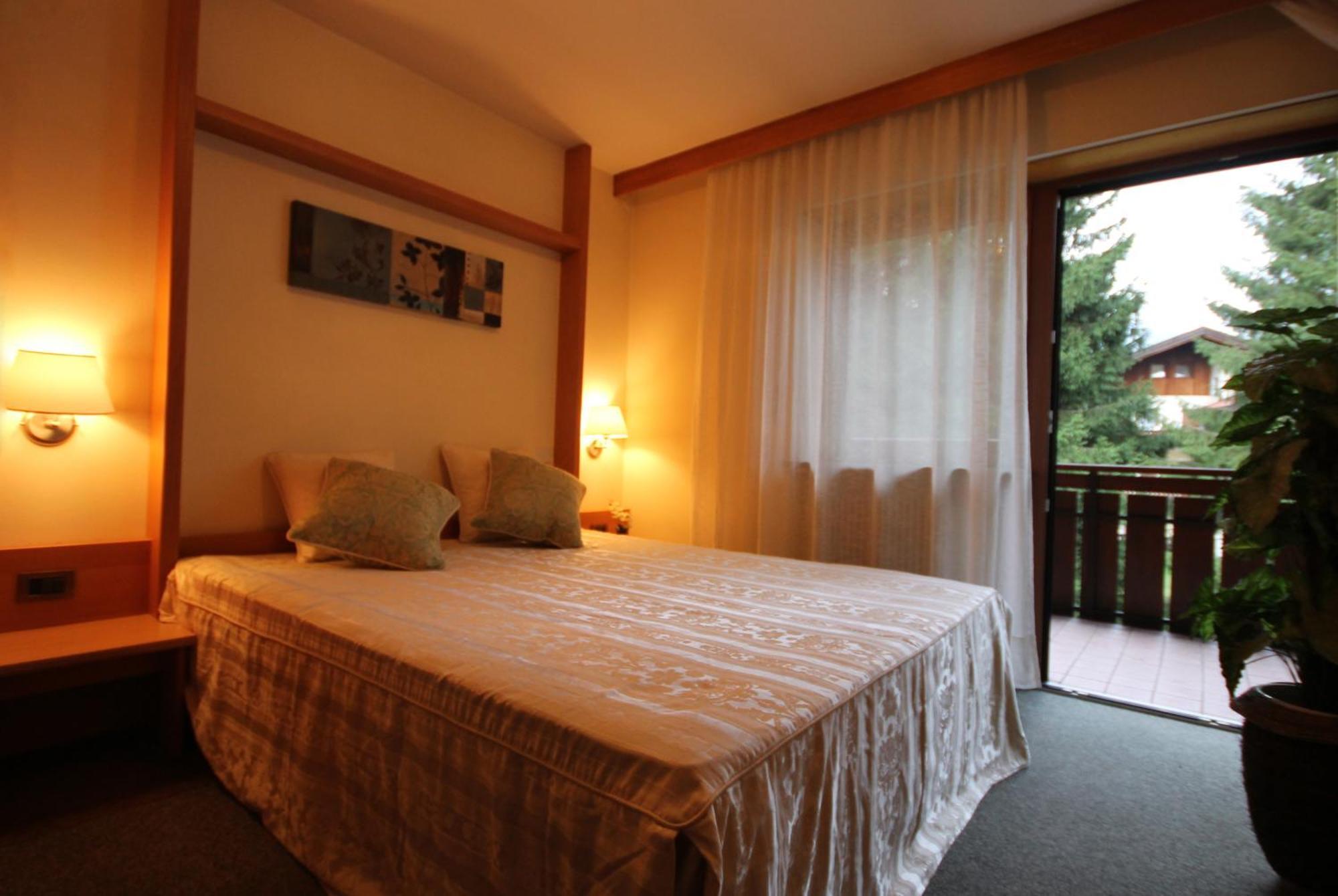 Residence Ben Ste Ortisei Pokoj fotografie