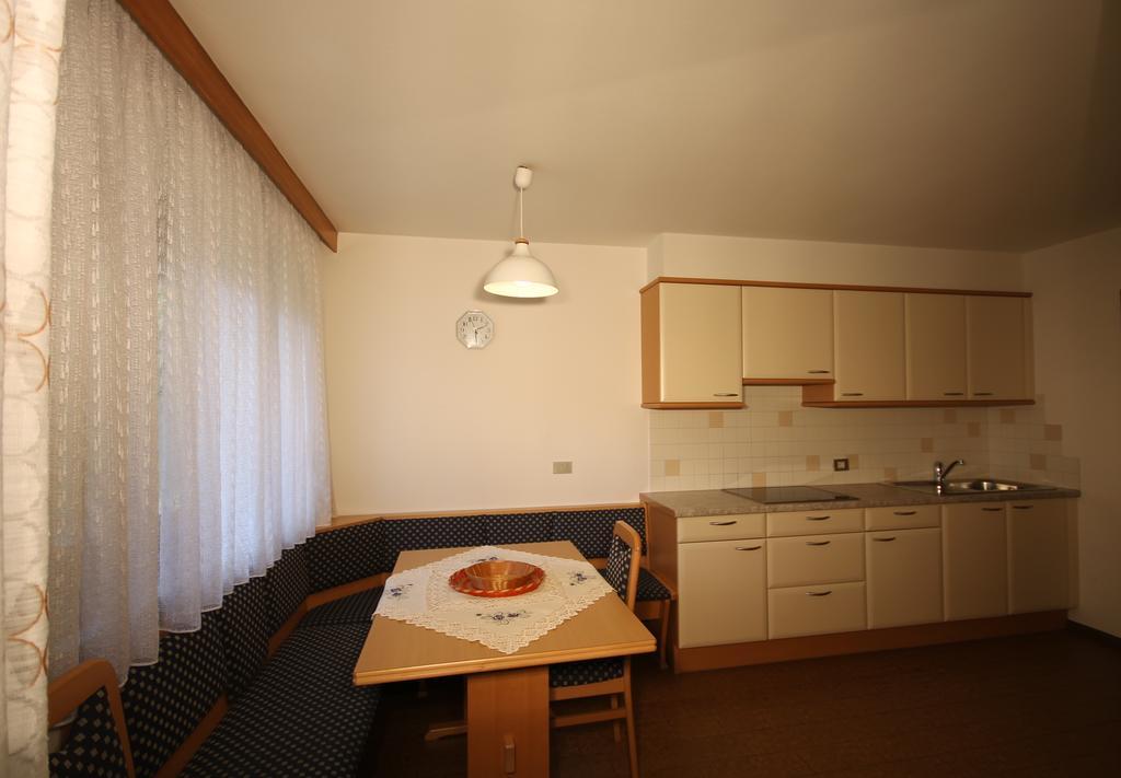 Residence Ben Ste Ortisei Pokoj fotografie